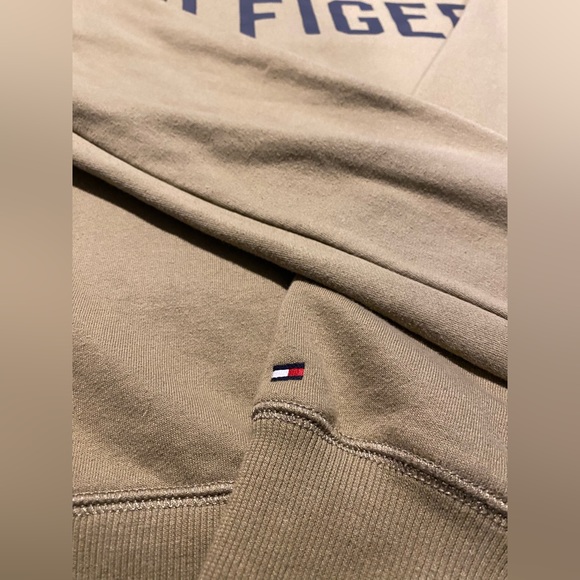 Tommy Hilfiger Crewneck Sweater - Picture 6 of 8